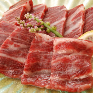 鯨尾の身 霜降り刺身 冷凍（300g〜）｜鯨専門店リアライズ